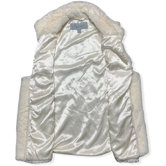 Andrew Marc New York Fluffy Off White Faux Fur Lined Vest Large - Picture 2 of 8